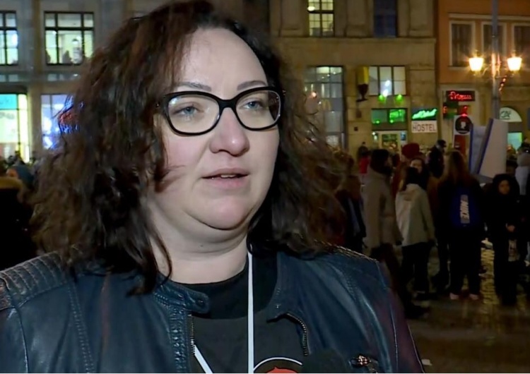  Marta Lempart: Posłów PiS stać na płacenie wygórowanych kwot za bezpieczne zabiegi swoich żon i kochanek