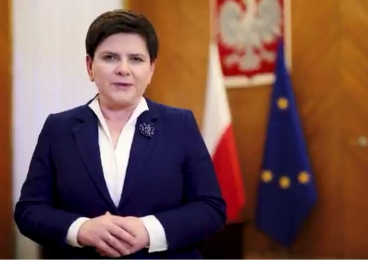  [video] Beata Szydło składa życzenia wszystkim Babciom i Dziadkom: Jesteście cichymi bohaterami