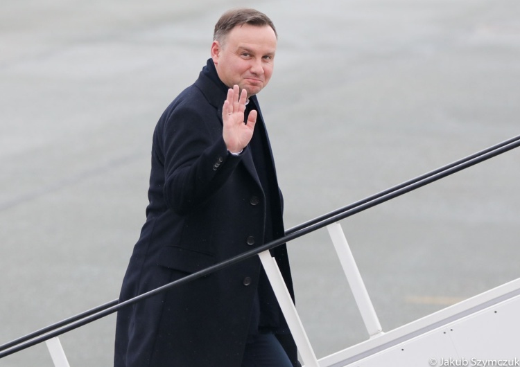 Prezydent Andrzej Duda udaje się do Davos