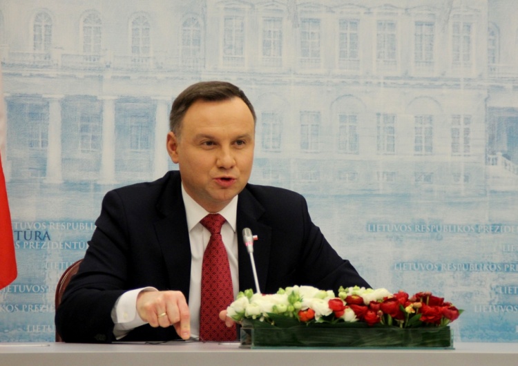 fot. Robert Wąsik Prezydent: Zachód chce uzależnić się od Gazpromu? To jak "na złość mamie odmrożę uszy"