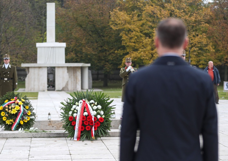Prezydent na obchodach 60. rocznicy Rewolucji Węgierskiej