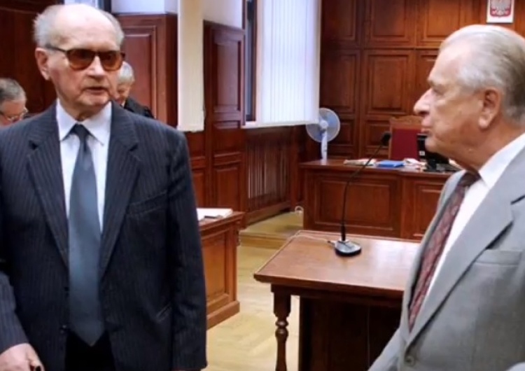 Jerzy Bukowski: "Jaruzelski i Kiszczak będą pozbawieni stopni wojskowych"
