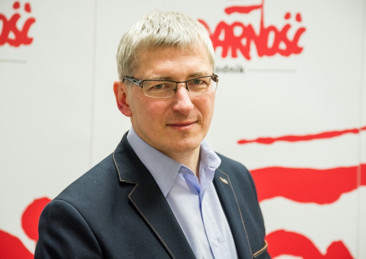 Marek Lewandowski: Zohydzą pracownikom wolną niedzielę
