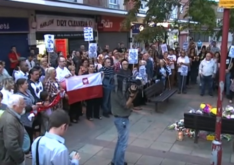 Youtube.com Waszczykowski, Ziobro i Błaszczak jadą do Londynu w związku z atakami na Polaków