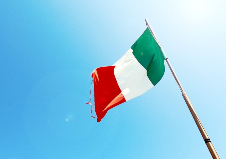  Trwają wybory parlamentarne we Włoszech. Zapowiada się ostra walka polityczna