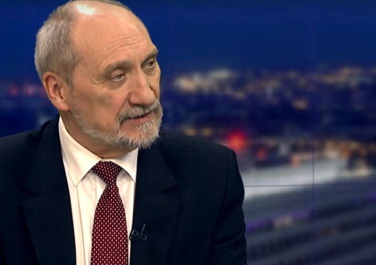  [video] A. Macierewicz: Mamy dowód, że Rosjanie ukryli rejestrator zapisujący parametry lotu do Smoleńska