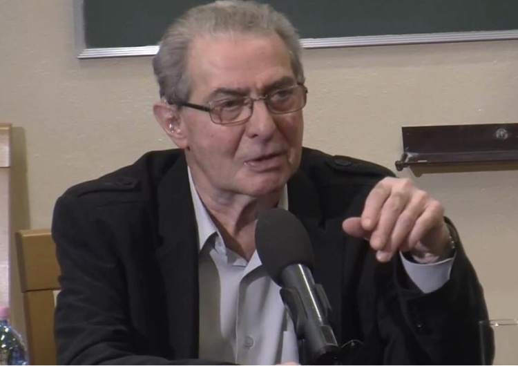  Prof. Modzelewski w TVN o ustawie degradacyjnej: To odwaga hieny cmentarnej