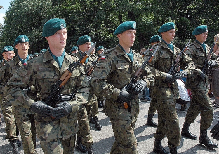 T. Gutry Wojska Obrony Terytorialnej nowym rodzajem sił zbrojnych. Dziś rząd zajmie się ustawą