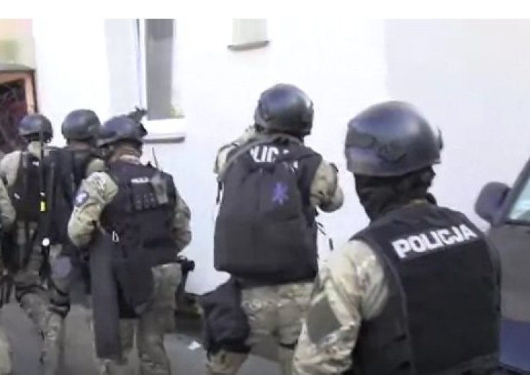 Były antyterrorysta oskarżony o porwanie dla okupu