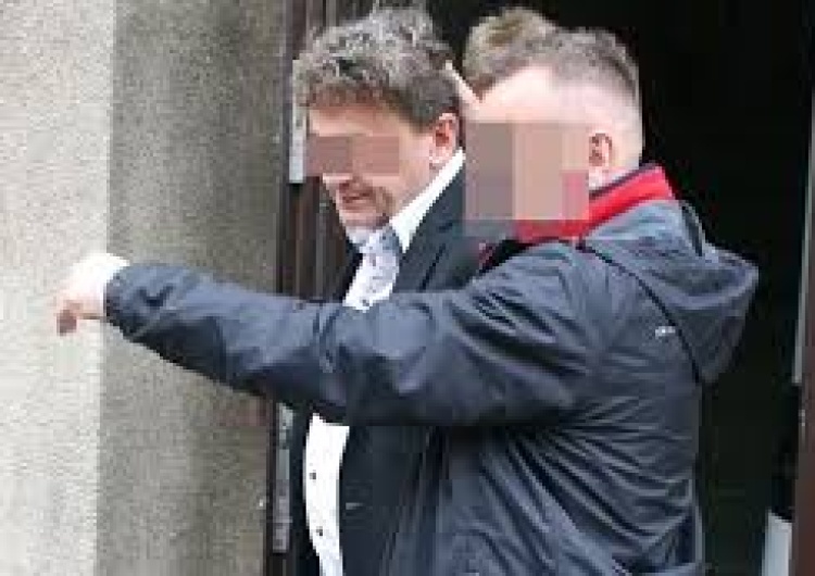 Były spec od wizerunku Piotr T. pobity w areszcie. Żona próbowała popełnić samobójstwo