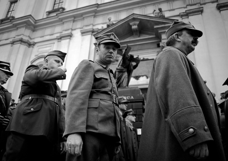Piotr Gajewski Rekonstruktorzy po raz kolejny upamiętnią ofiary Zbrodni Katyńskiej