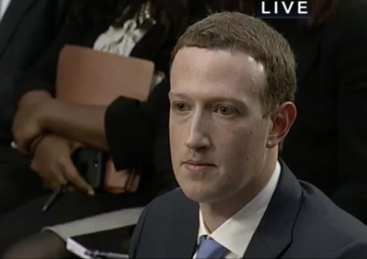  Mark Zuckerberg w ogniu pytań. Mocny atak Teda Cruza