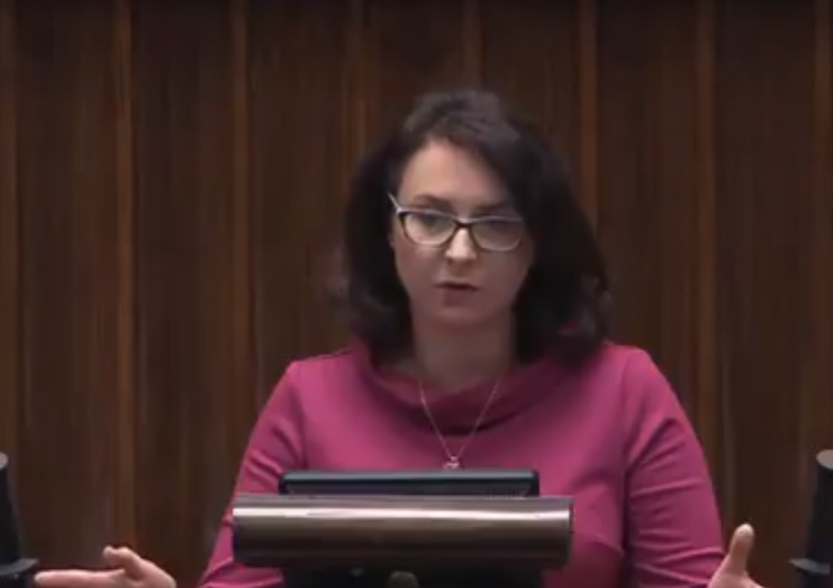 Gasiuk-Phowicz: Kiedy nie ma dyskusji w parlamencie to zaczynają się rozmowy, ale na ulicach