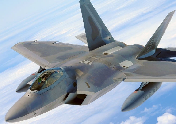  Syryjskie MSZ potępia atak lotnictwa państw należących do NATO: "Barbarzyńska i brutalna agresja"