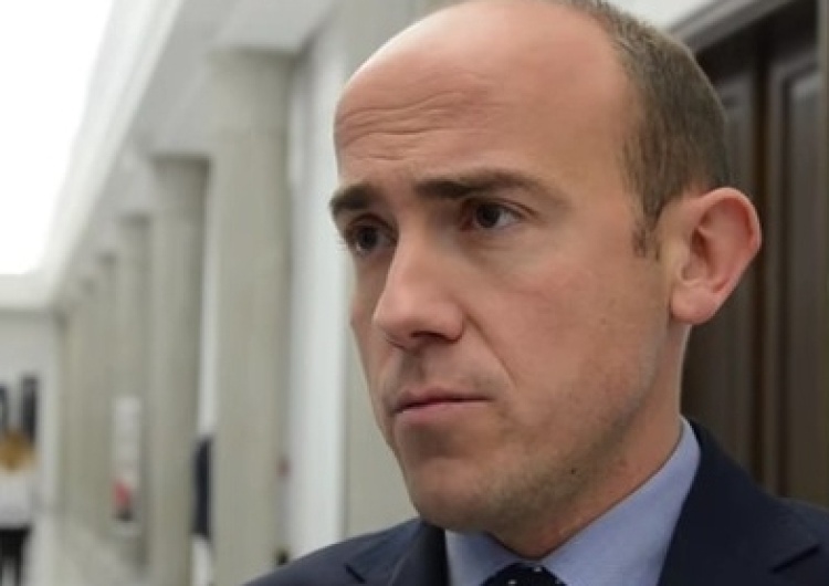 Borys Budka z PO chwali PiS: Tak, przechodzi mi to przez gardło