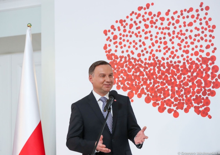  Będzie przełom w sprawie konstytucji? Doszło do spotkania między prezydentem i marszałkiem