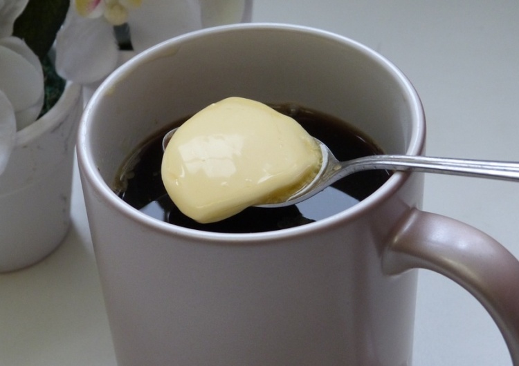 Oto dieta - cud na schudnięcie! Kawa z ... masłem i chudniesz pół kilo dziennie?