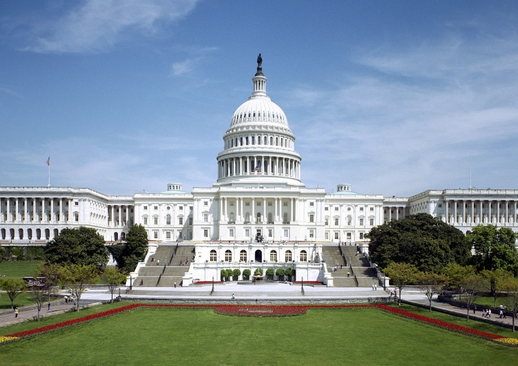  Korespondent PR: Izba Reprezentantów USA przyjęła Act S.447