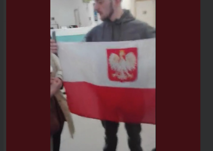Ojciec Alfiego Evansa dziękuje Polakom