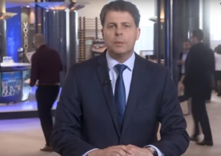 Europoseł Mirosław Piotrowski chce, żeby krzyże zawisły w Parlamencie Europejskim