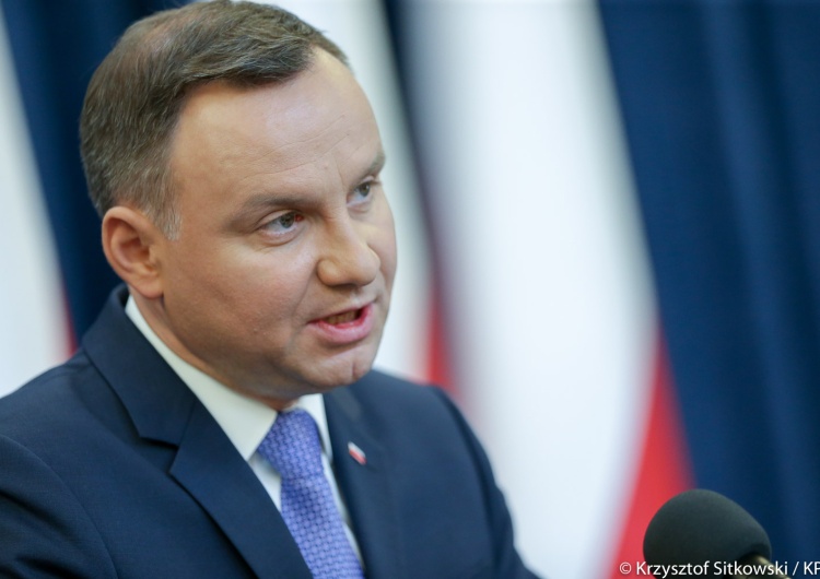 Prezydent: Specjalny medal uczci stulecie niepodległości