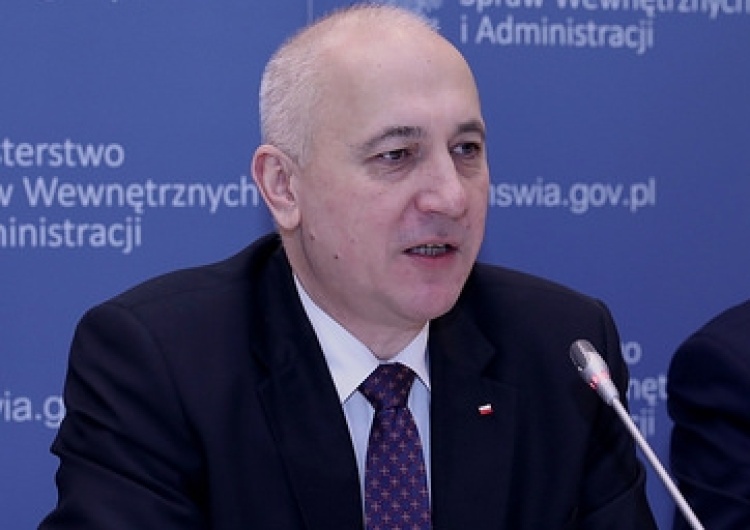 Joachim Brudziński: "Mieczyk Chrobrego to raczej nie jest. Prawda?" Krzysztof Bosak odpowiada