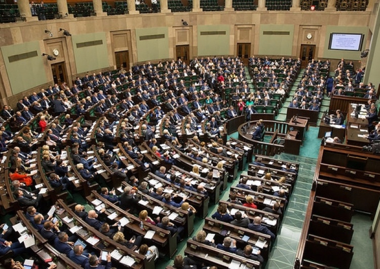  Zbigniew Kuźmiuk: Sejm uchwalił ustawę, według której Polska będzie jedną wielką strefą ekonomiczną