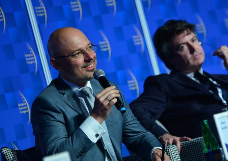 Wiceminister Energetyki: Mamy więcej "mocy" wiatrowych niż Dania