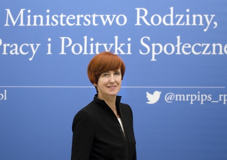  Rafalska: Mamy świadomość, że pomoc rodzinom z niepełnosprawnymi dziećmi jest absolutnie niewystarczająca