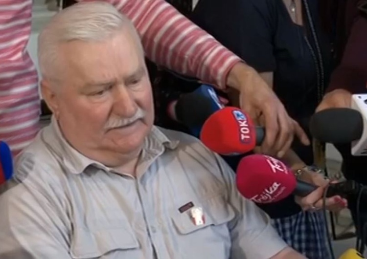 Wałęsa u protestujących w Sejmie: Wiem jak pokonać PiS. Dlatego tak mnie niszczą