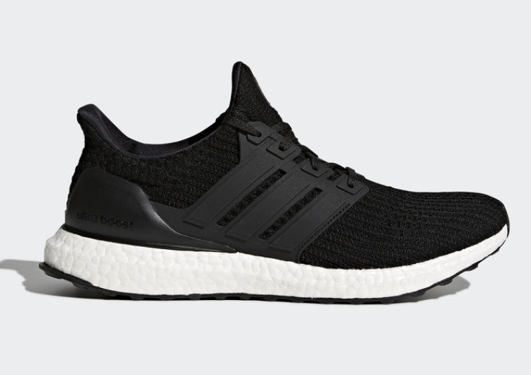 Adidas sprzedał już… milion butów wyprodukowanych z plastikowych butelek