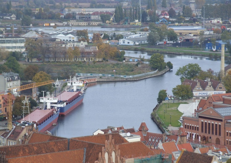 Kolejne problemy Adamowicza? Prokuratura zajmie się "zrzutem" ścieków do Motławy