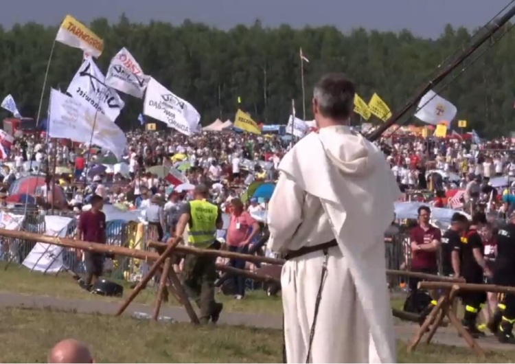  [video relacja na żywo] Na Polach Lednickich trwa XXII Spotkanie Młodych - Lednica 2018