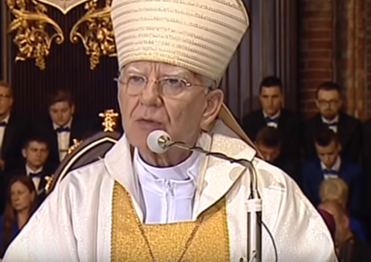  [video] Abp Marek Jędraszewski: Trwanie człowieka poza progiem śmierci jest pamięcią historyczną