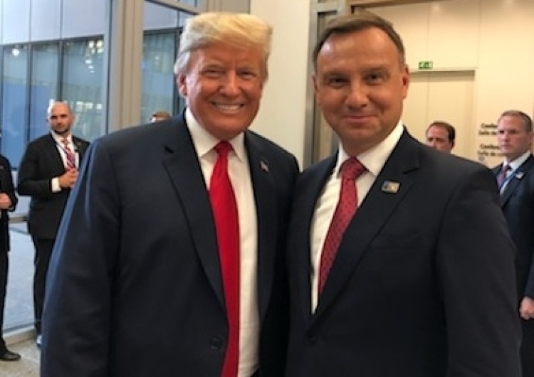  Rozmowy prezydentów Polski i USA o wzmacnianiu polsko-amerykańskiej współpracy wojskowej