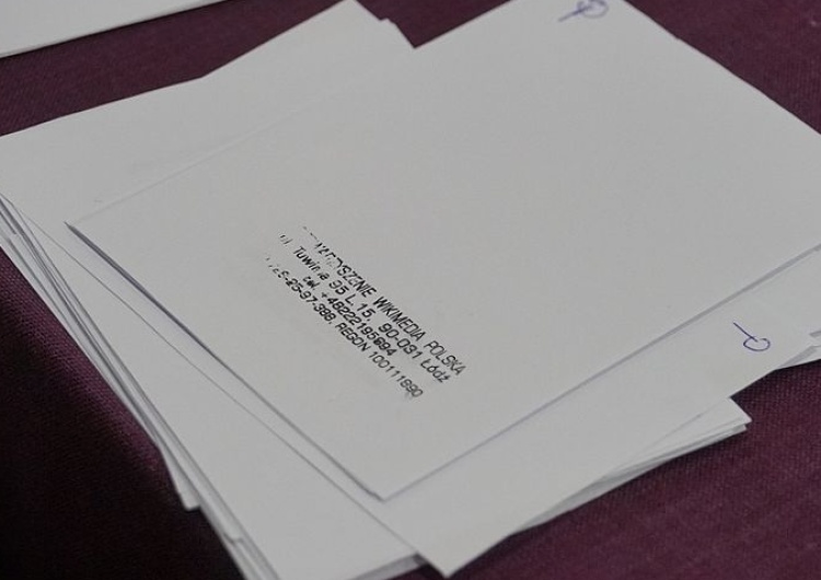 Borys Kozielski We wsi pod Warszawą znaleziono nadpalone karty do głosowania