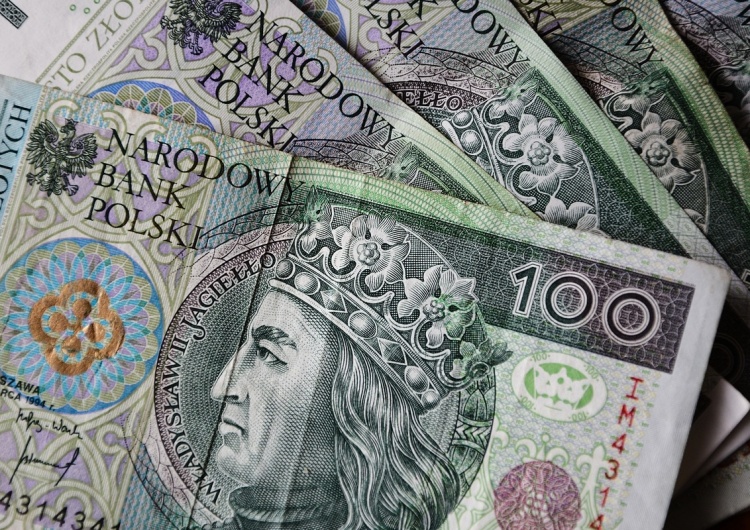 Zbigniew Kuźmiuk: Blisko 70% Polaków pozytywnie ocenia swoją sytuację finansową