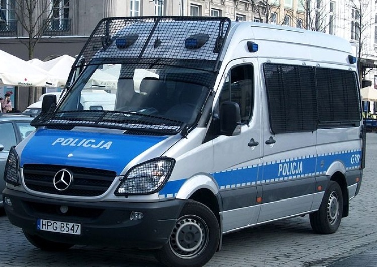 Incydent w Tychach. Zaatakował nożem byłą dziewczyną i jej partnera