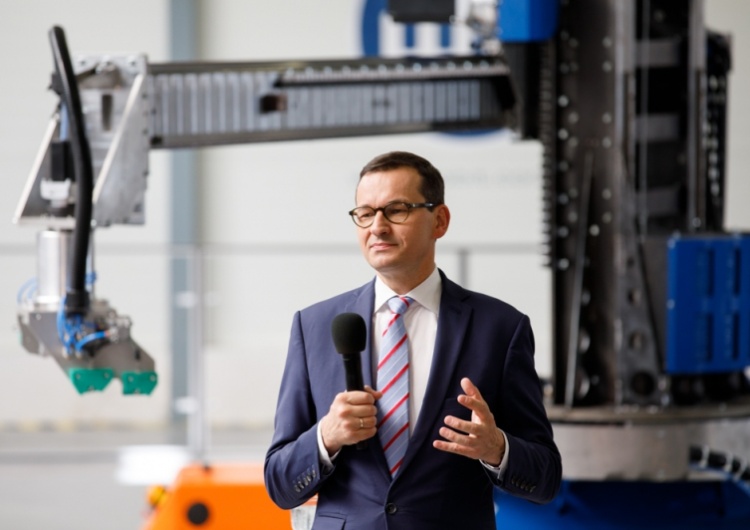 Premier Morawiecki: Gospodarka i społeczeństwo to jedność