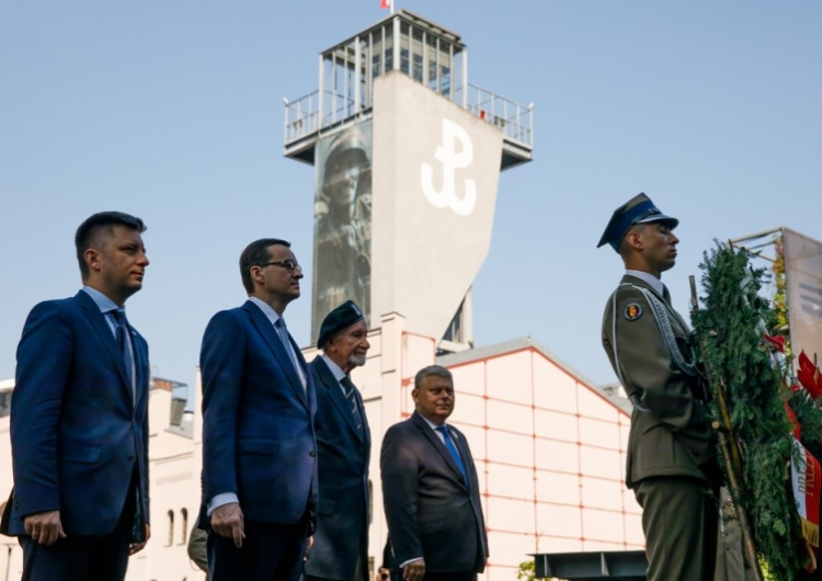 Premier: Czy bylibyśmy w tym miejscu bez bohaterów tamtych czasów?