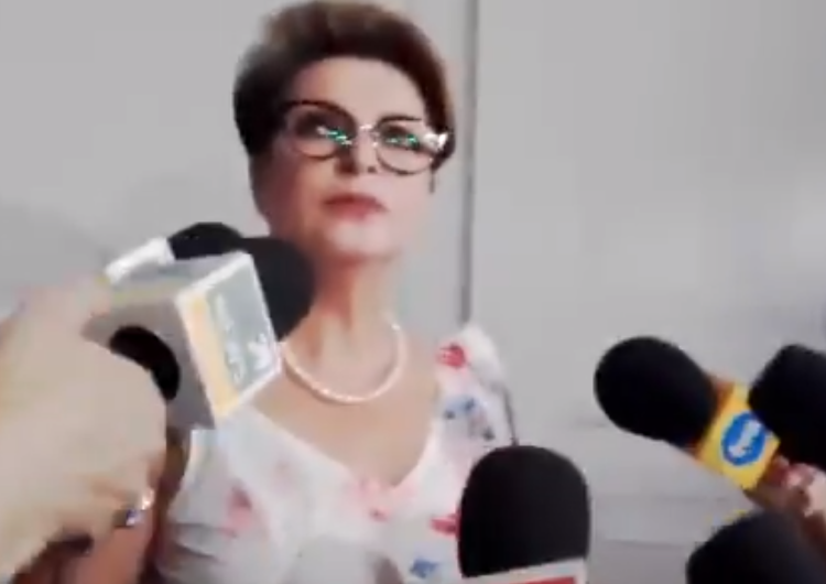  [Wideo] Urzędniczka Hanny Gronkiewicz-Waltz przyznaje, że na Marszu nie było nielegalnych symboli