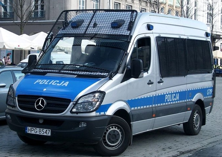 P. Jarasz: Prawdziwy stróż prawa oszukał emeryta metodą… „na policjanta”! Wytropili go koledzy ze służby