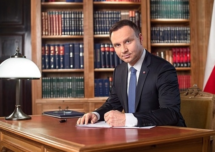Jakub Szymczuk Prezydent Andrzej Duda podpisał 13 ustaw