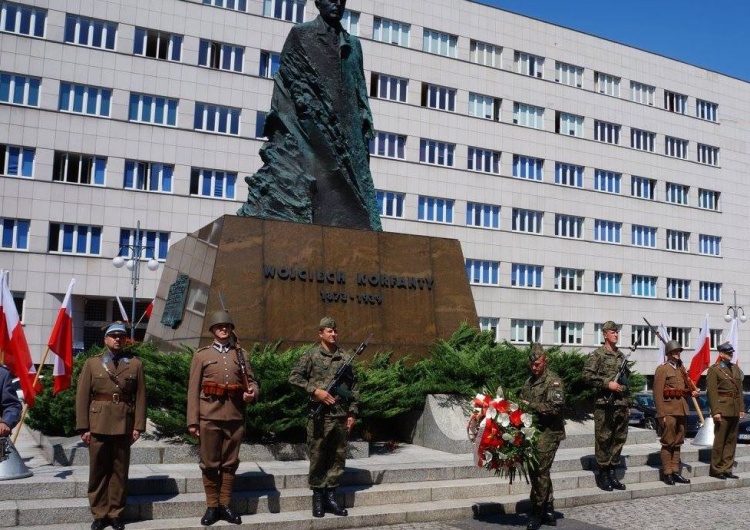  Upamiętniono jednego z ojców niepodległości - Wojciecha Korfantego