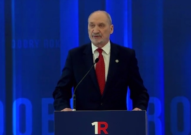  Antoni Macierewicz: Chcemy podpisać kontrakt na Wisłę jeszcze w tym roku