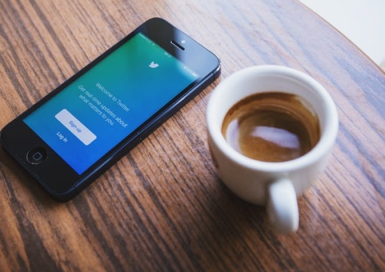  Szef Twittera przyznaje się do ograniczenia widoczności 600 tys. kont. Twierdzi, że to wina algorytmu