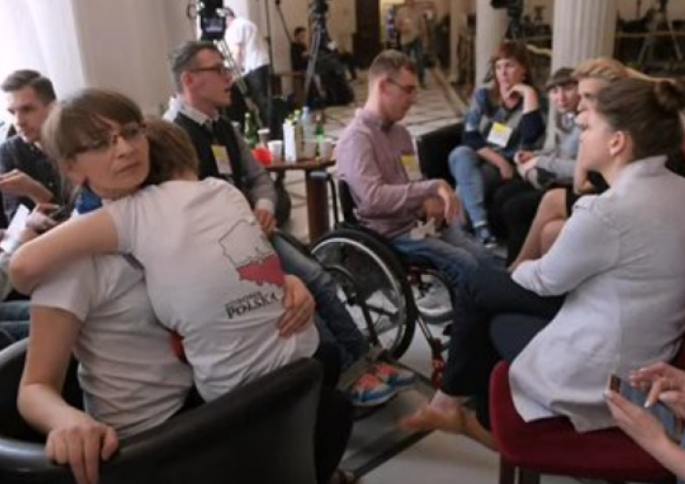 Protestowali w Sejmie, teraz startują z list wyborczych PO i Nowoczesnej