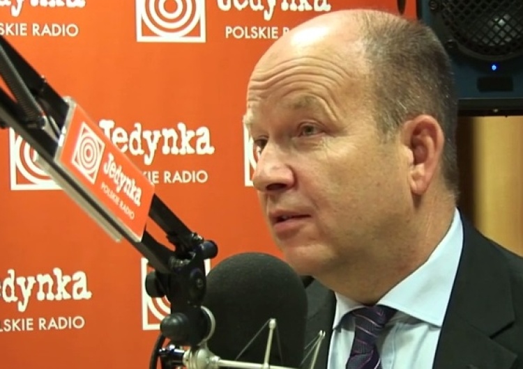 Minister zdrowia: Składka osób zatrudnionych na umowę o pracę jest prawie w całości odliczana od podatku