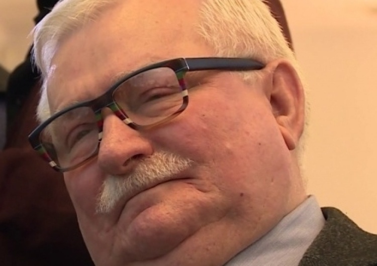  Rzecznik prasowy Lecha Wałęsy podał się do dymisji w związku z podaniem fake newsa