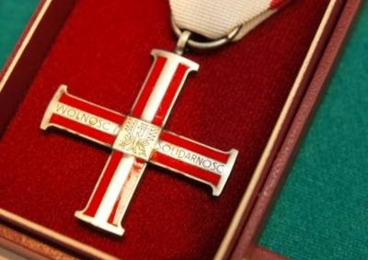 Jutro w Rzeszowie w imieniu Prezydenta zostaną wręczone Krzyże Wolności i Solidarności